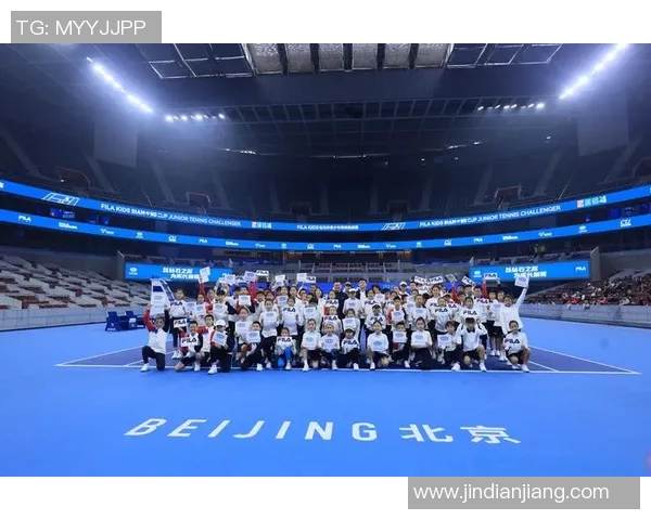 重庆网球队的节奏与激情:探讨网球运动在城市中的发展与影响 重庆网球队的节奏与激情:探讨网球运动在城市中的发展与影响