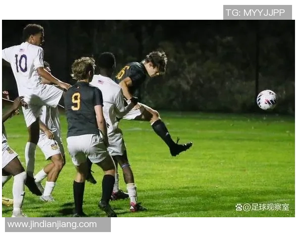 托基联迎战西布朗全力争胜期待精彩对决展现足球魅力